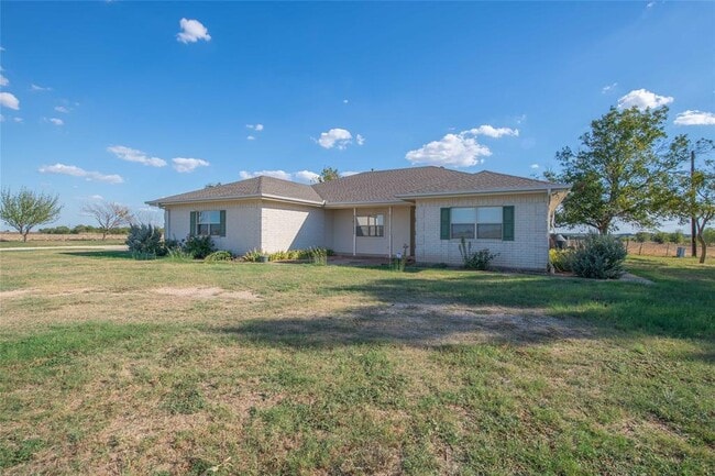 Building Photo - 2300 County Rd 302