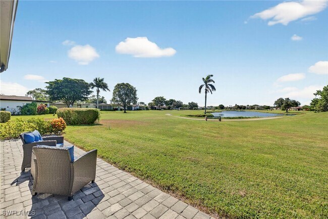 Building Photo - 3111 Boca Ciega Dr