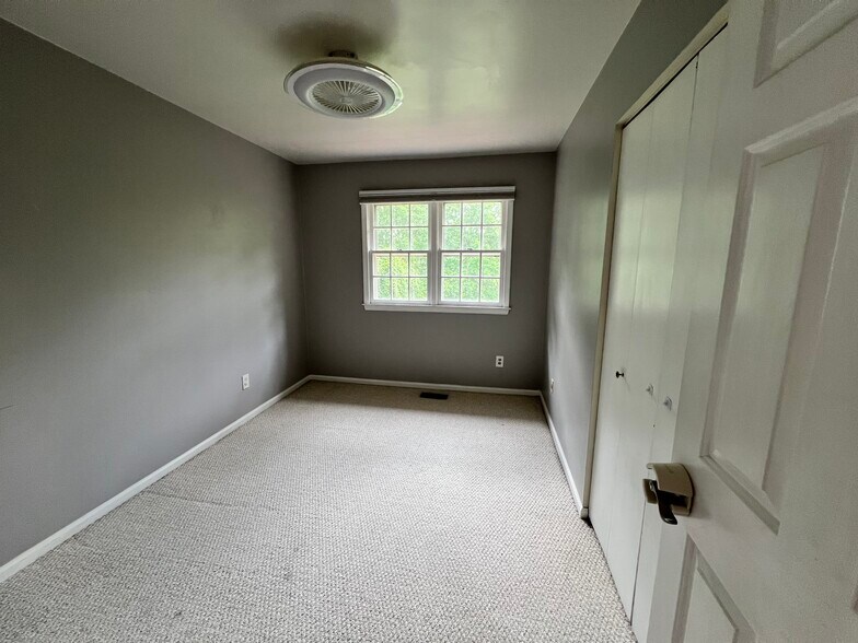 Building Photo - 2723 Carter Farm Ct