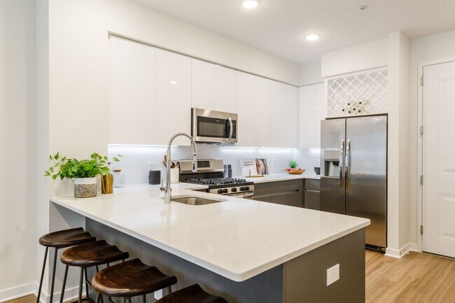 Building Photo - 115 Hoboken Ave