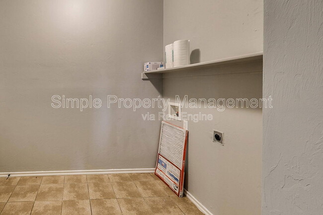 Building Photo - 18020 Cerrado Cir