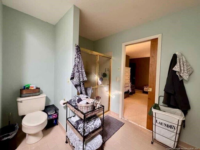 Building Photo - 3088 Fairway Woods