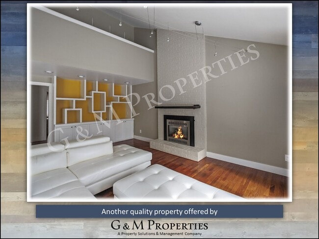 Building Photo - Rarely Available 4-Bedroom House - in Pitt...