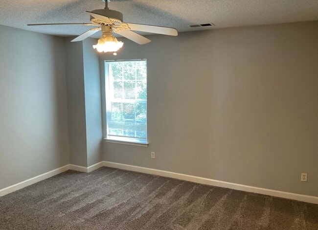 Building Photo - 5527 Black Fox Ct