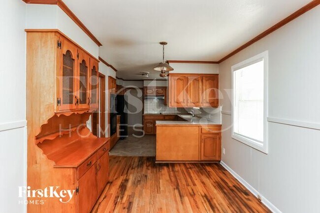 Building Photo - 3424 Chaffin Dr
