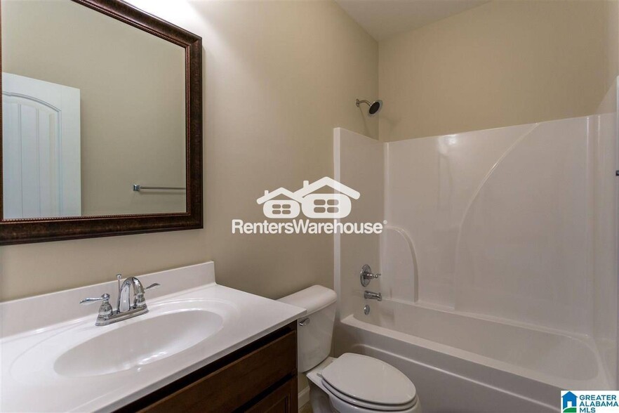 Building Photo - 5881 Cheshire Cove Trail