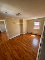 Building Photo - 232 Elm St