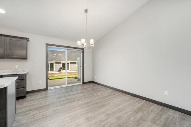 Building Photo - 4502 W 34th St N