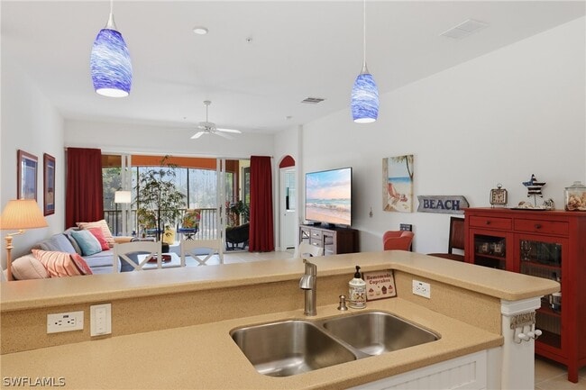 Building Photo - 8601 Piazza Del Lago Cir