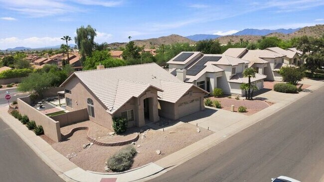 Building Photo - 4 Bedroom Home in the Heart of Ahwatukee for Rent
