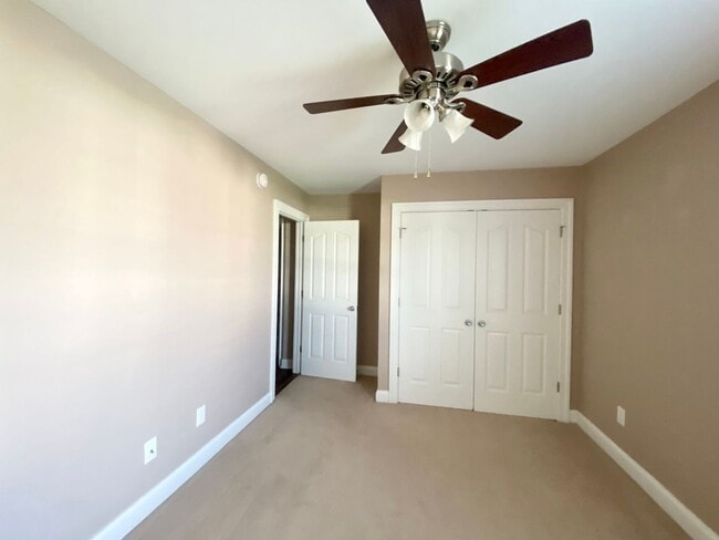 Building Photo - 532 Millbrooke Cir