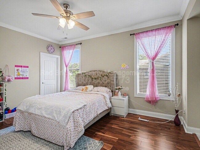 Building Photo - 8742 Whitehawk Hill Rd