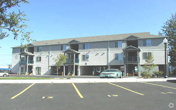 Building Photo - Cansler Village Apartments