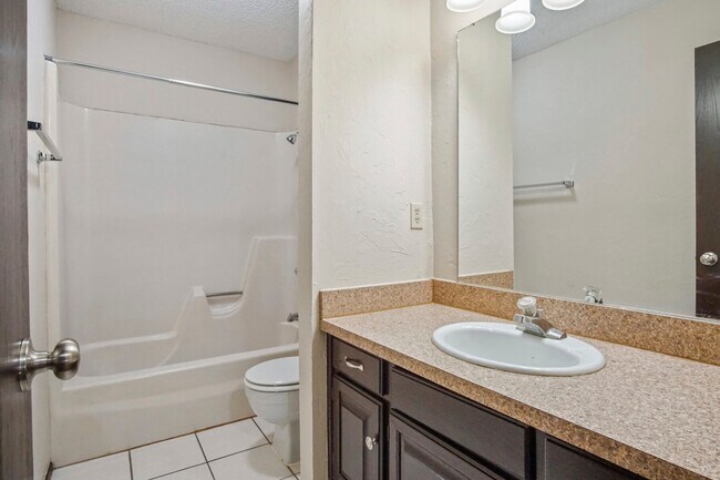 Building Photo - 3617 Wynn Cir