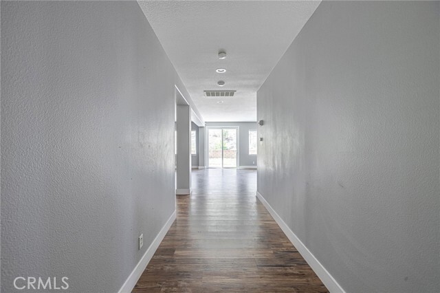 Building Photo - 2400 Allyssum Pl
