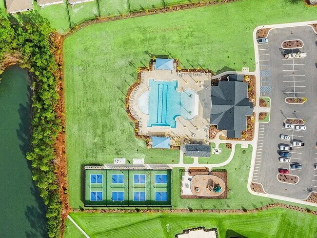 Building Photo - Expansive 6-Bedroom Home – 4300 Sq Ft in Arcadia