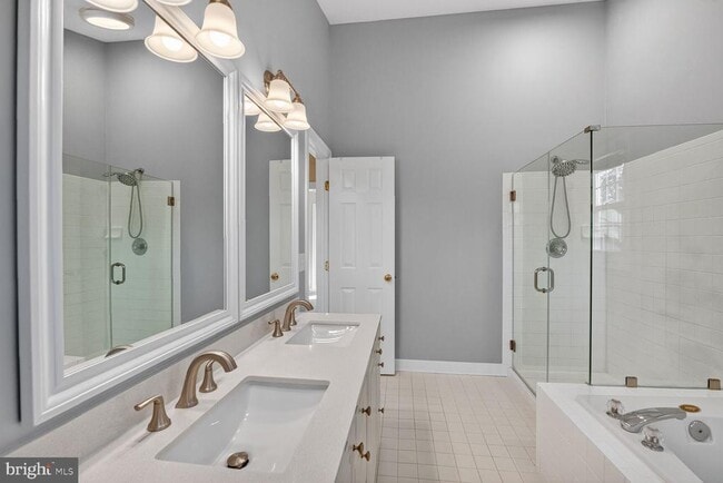 Building Photo - 8110 Meadow Springs Ct