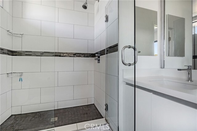 Building Photo - 439 Camino de las Colinas