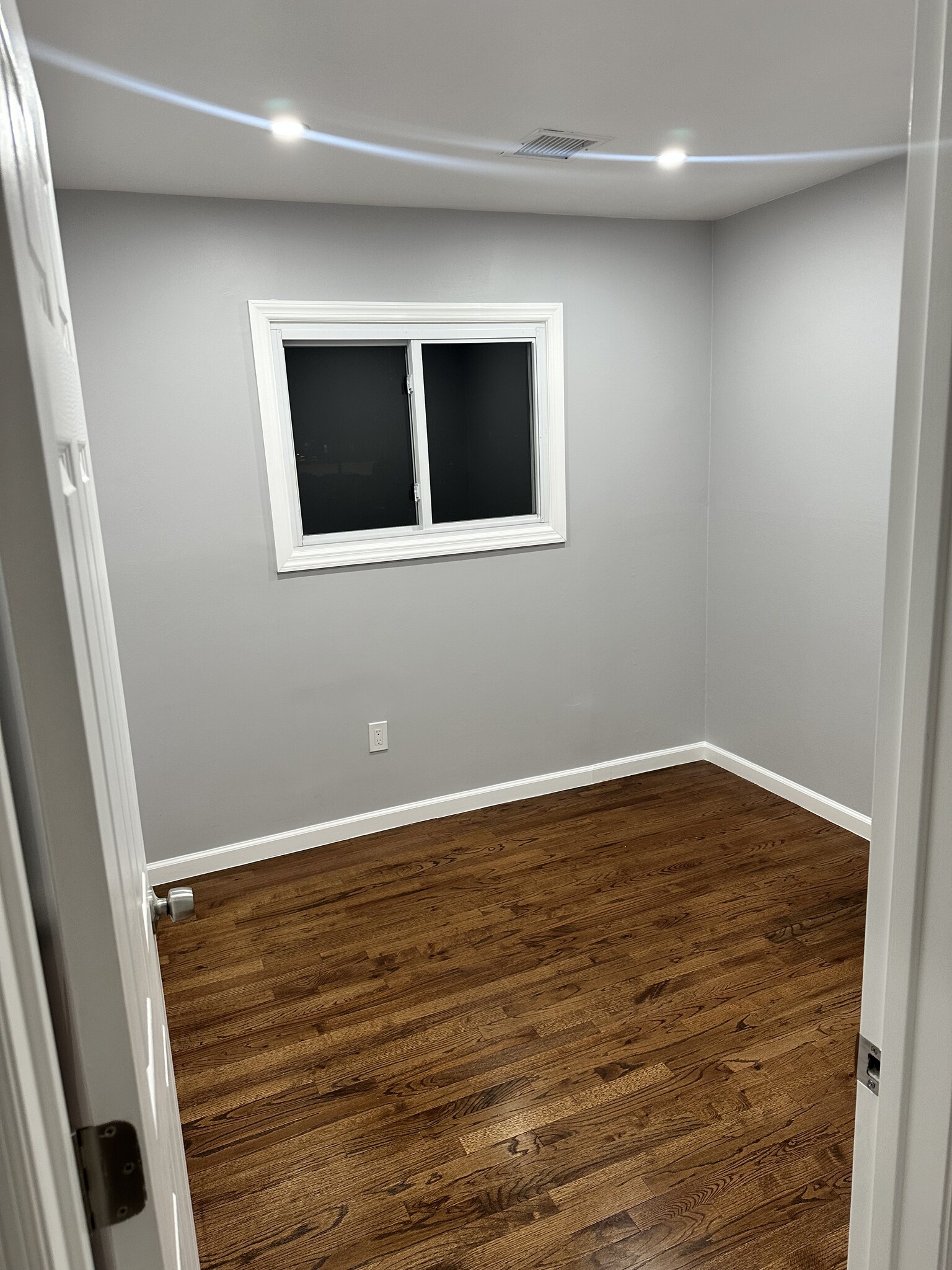 Building Photo - 3103 Falcon Ave