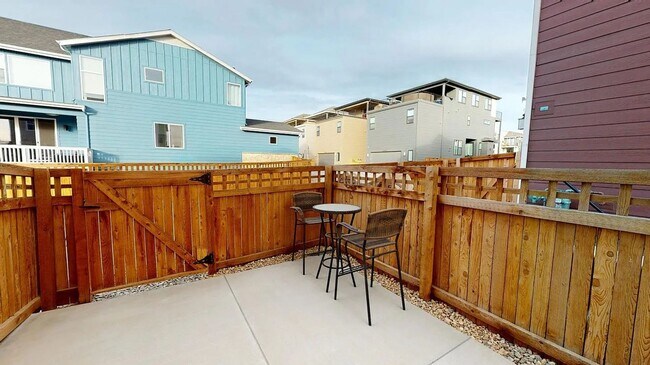 Building Photo - 6060 N Netherland Ct