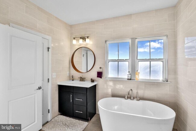 Building Photo - 3310 Tribune Ct