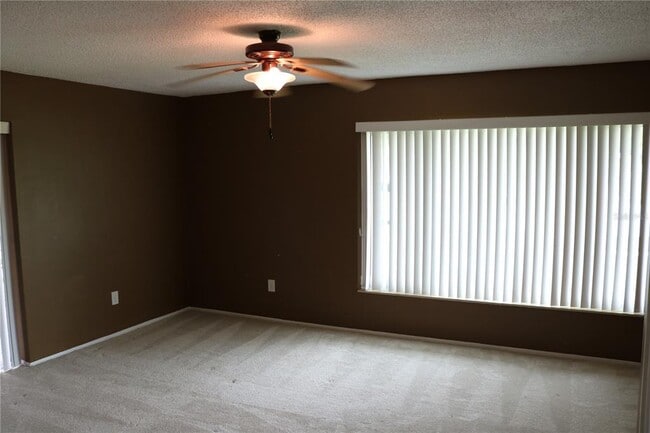 Building Photo - 1113 Lancer Ln