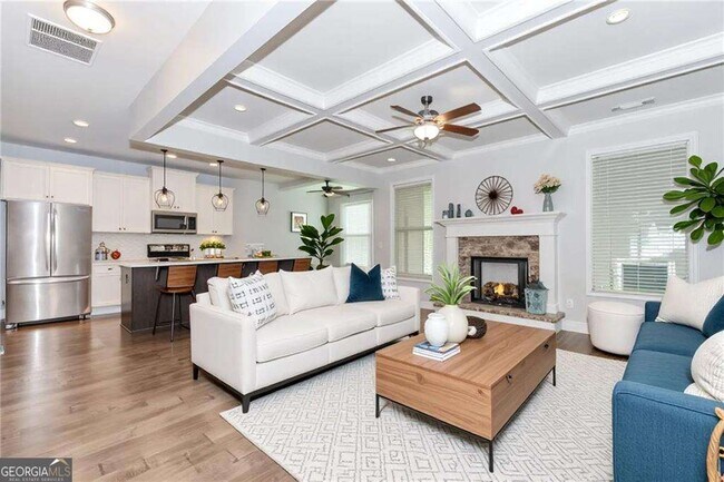 Building Photo - 5940 Park Bend Ave