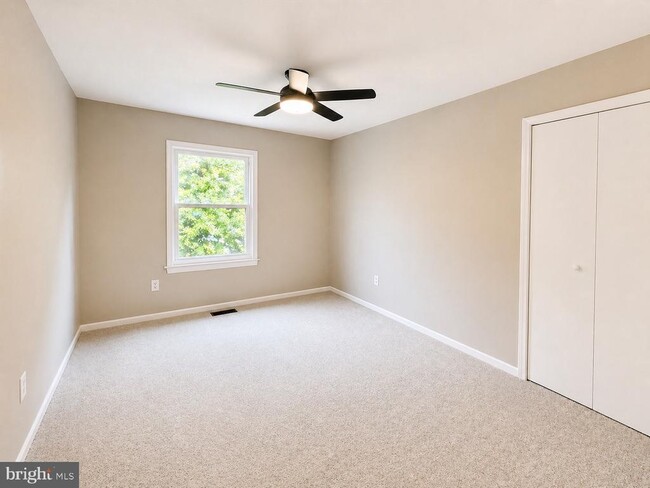 Building Photo - 6450 Sewells Orchard Dr