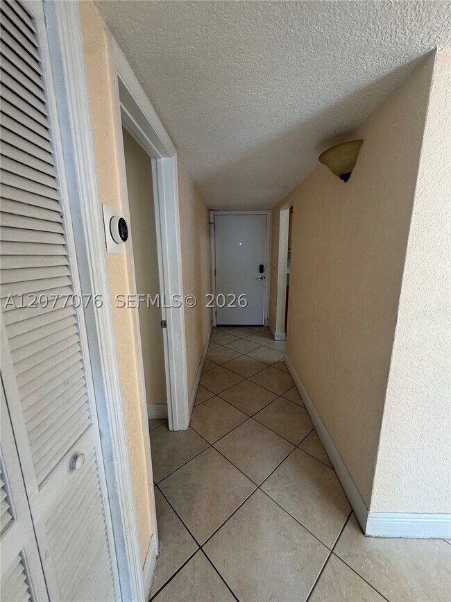 Building Photo - 8601 SW 94th St