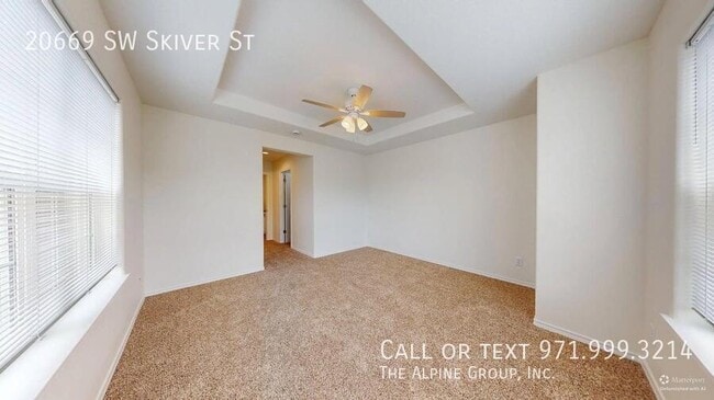 Building Photo - 20669 SW Skiver St