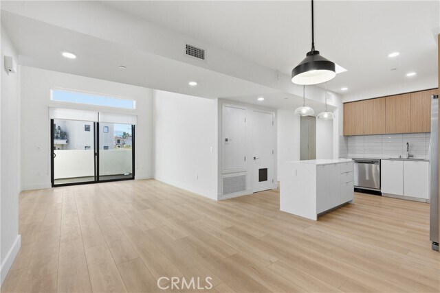 Building Photo - 12078 Guerin St