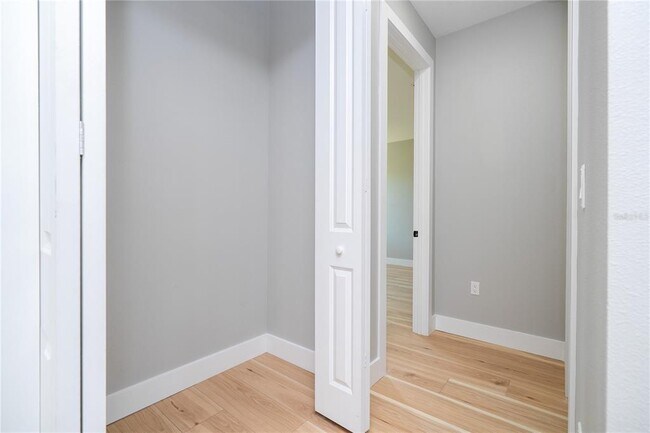 Building Photo - 70 McDill Dr