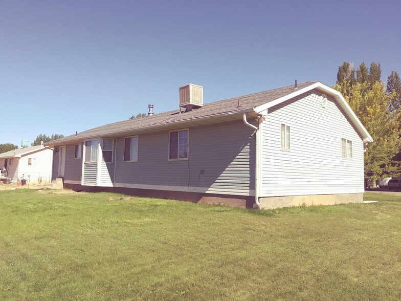 Southeast view of house - 4117 W 475 N