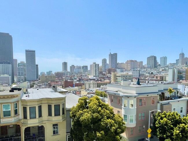 Building Photo - 540-542-542 Vallejo St.
