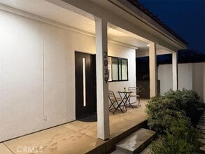 Building Photo - 2039 Casa Grande St