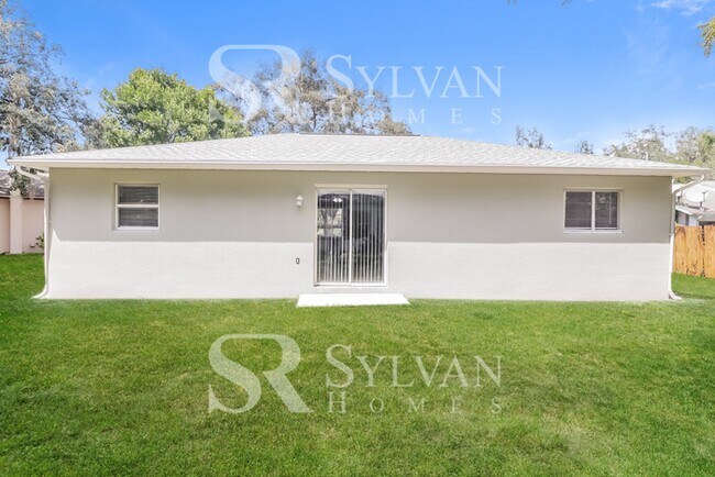 Building Photo - This charming home is ready for your personal touch!