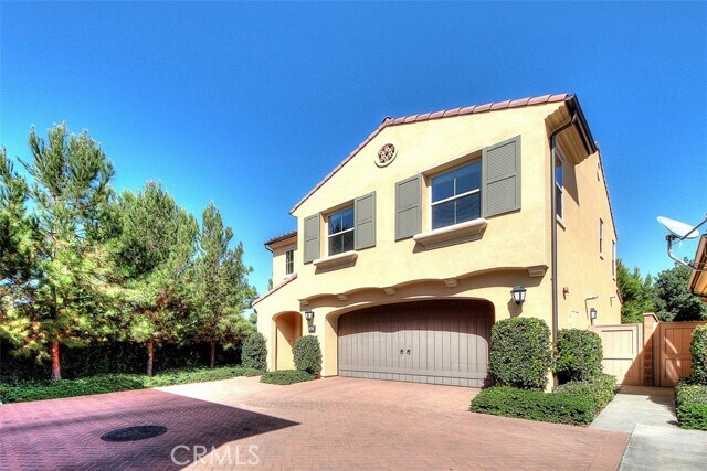 Building Photo - 46 Larkfield