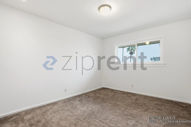 Building Photo - 1200 Opal St