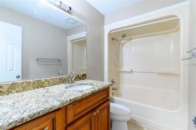 Building Photo - 3122 Reseda Ct
