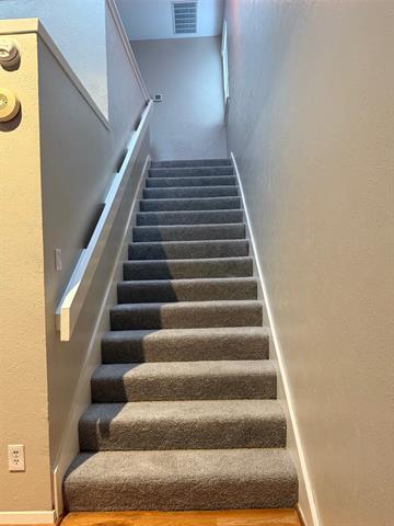 Building Photo - 7450 Holly Hill Dr