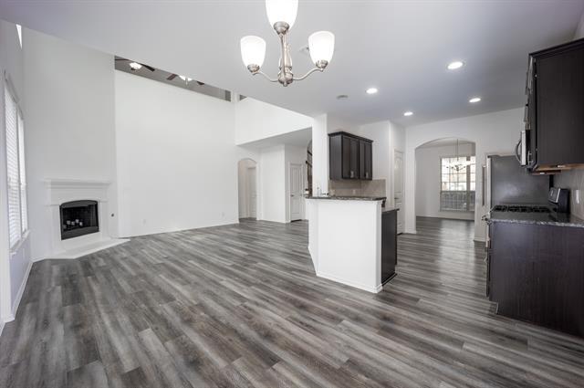 Building Photo - 1300 Coleman Dr