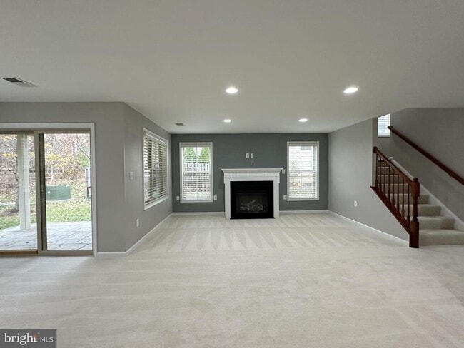 Building Photo - 23289 Tradewind Dr