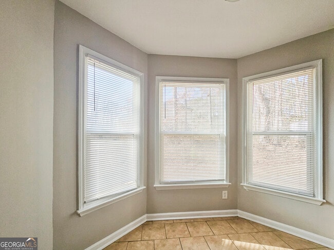 Building Photo - 1075 To Lani Dr