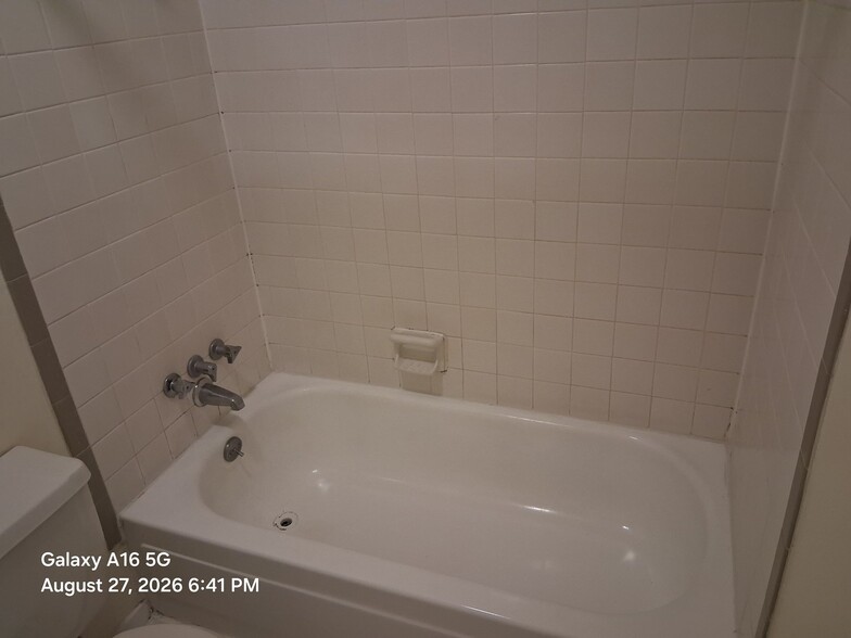 Building Photo - 3139 Addison St