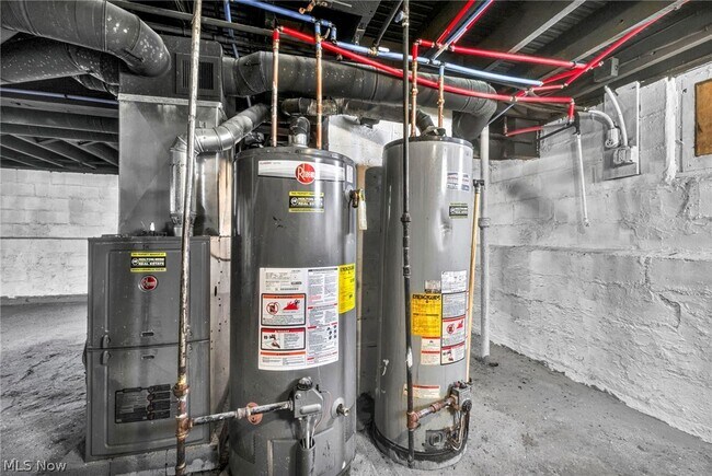 Building Photo - 4306 Buechner Ave