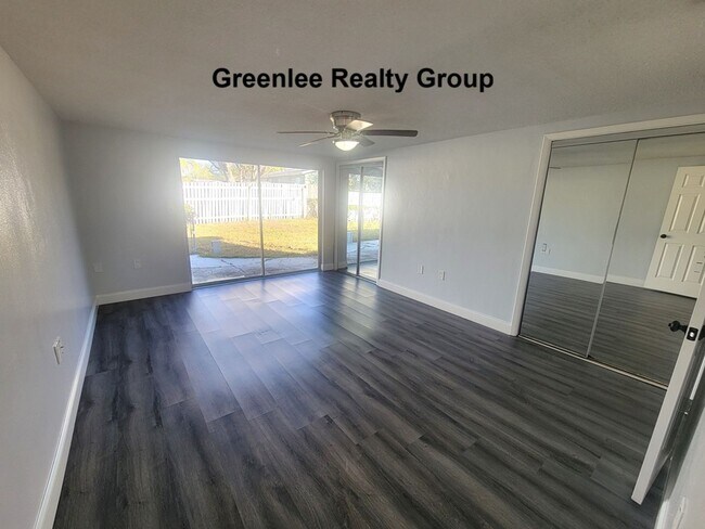 Building Photo - 7741 Treasure Pointe Dr