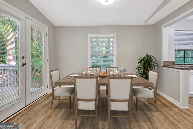 Building Photo - 338 Summer Pl