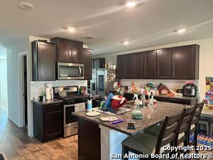 Building Photo - 6411 Kendall Cv