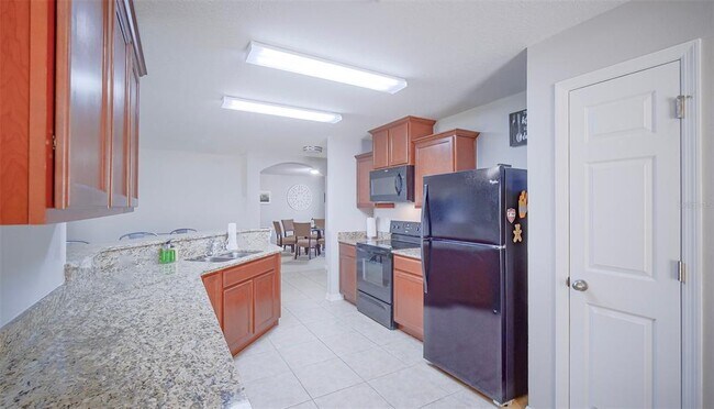 Building Photo - 30838 Water Lily Dr