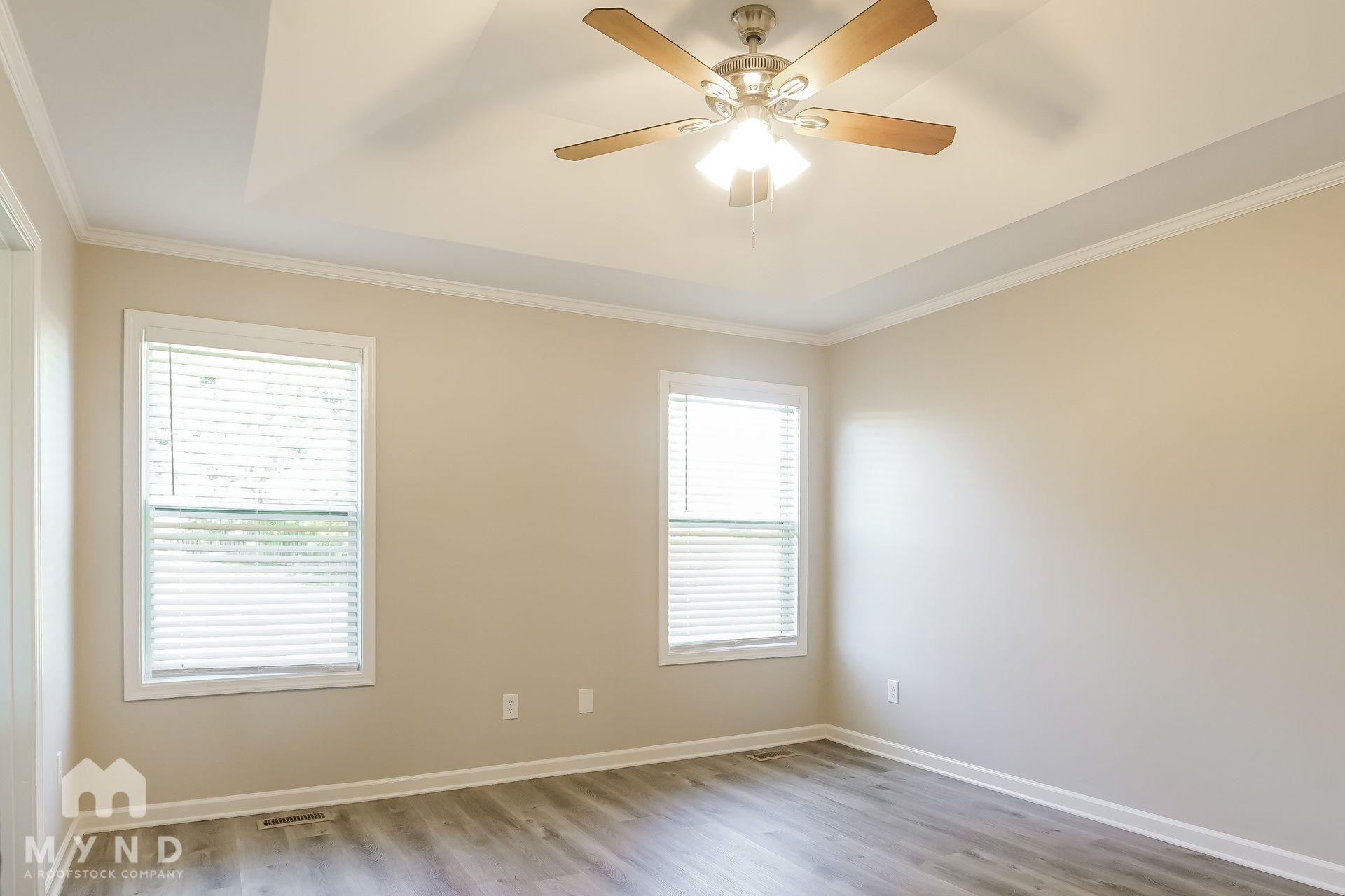 Building Photo - 30 Crestbrook Dr